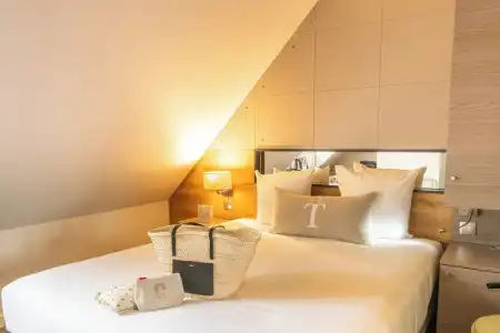 Hôtel Maison Turenne - 63