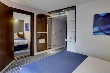 Holiday Inn Express London - ExCeL by IHG - 13