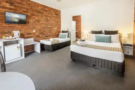 The Beach Motel Hervey Bay - 55