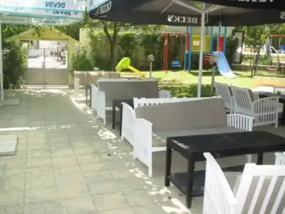 Silver - All Inclusive & Free Parking - 13