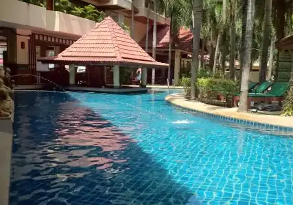 Baumanburi Patong - 17