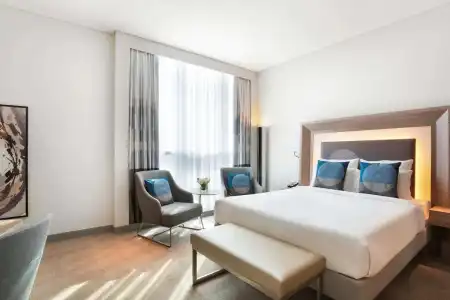 Novotel Bur Dubai - 14