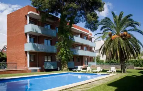SG Costa BCN Apartments - 8