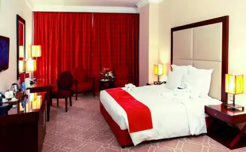 Grand Regal - 72