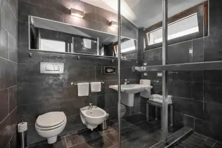 Hotel - 41