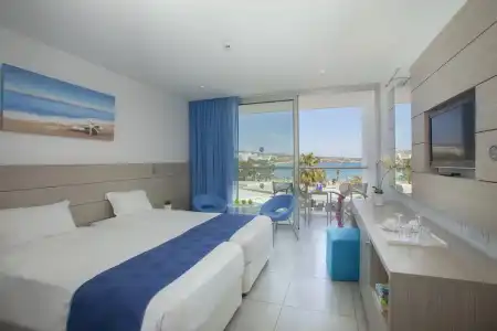 Limanaki Beach - 86