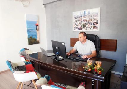 Sea Land Suites - 12