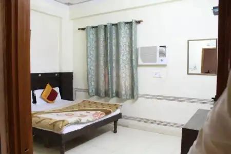 Raghuraj Palace - 41