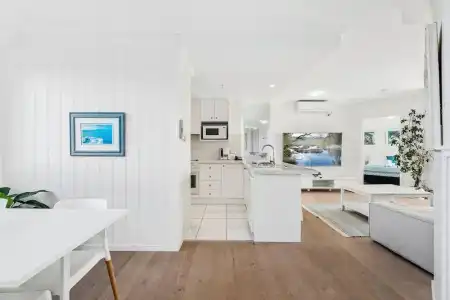 Crystal Bay on the Broadwater - 361