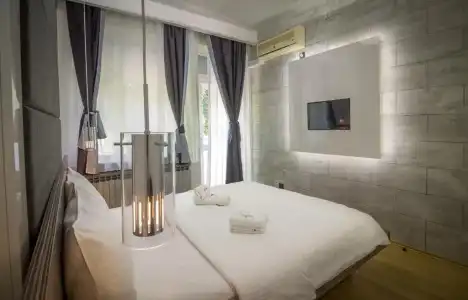 Central Park Residence Guest House - 79