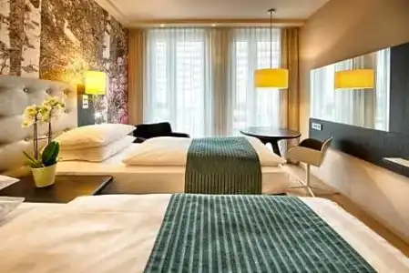 Premier Inn Berlin Alexanderplatz - 45
