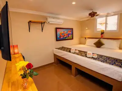 Sundance Riverside - 7