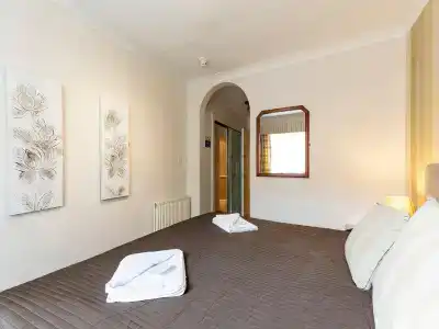 Arden Guest House, Craigmillar Castle Edinburgh - 20