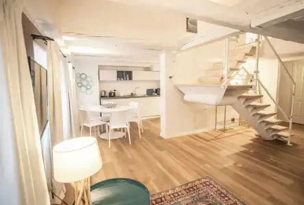 Vis a Vis Apartments - 118