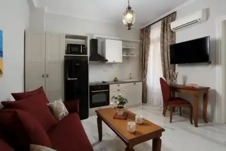 V1935 Luxurious Apartments - 84