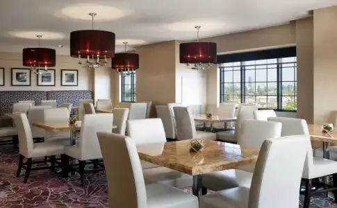 Sheraton Garden Grove-Anaheim South - 19