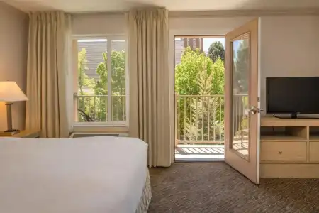 The Newberry Bend, Tapestry Collection by Hilton - 63