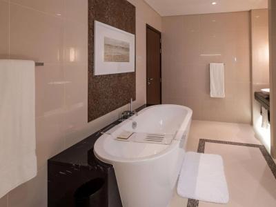 Rixos Marina Abu Dhabi - 10
