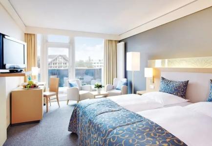 Ambassador & Spa - 27