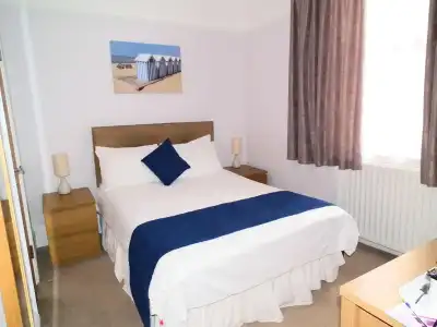 The Kelvin Guest House - 5
