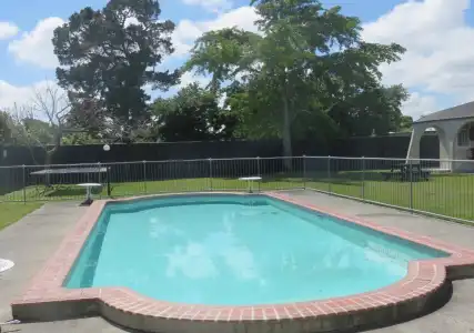 Aztec Motel - 13