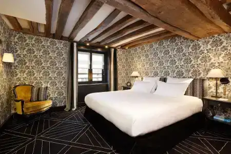 Pavillon de la Reine & Spa, Place des Vosges - 152