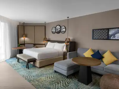 Crowne Plaza Phu Quoc Starbay by IHG - 4