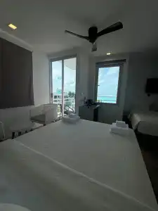 Avyanna Gulhi Beach - 18