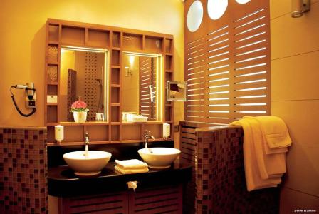 Best Western Premier Victoria - 7