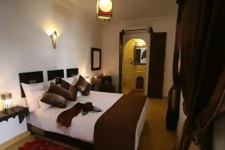 Riad Shaloma - 0