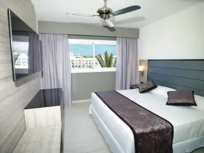 Riu Palace - 9