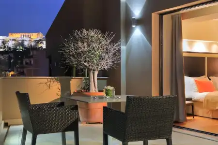 O&B Athens Boutique - 140