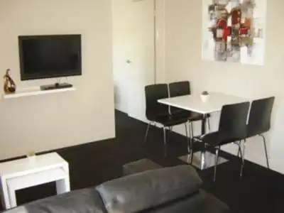 Apartments on Chapman - 10