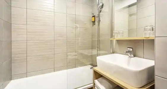 Ostal Pau Université - Sure Collection by Best Western - 76