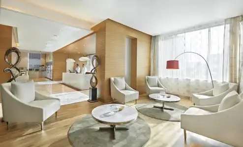 Hyatt Place Dubai Baniyas Square - 3