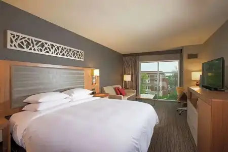 The Broadway Columbia - a DoubleTree by Hilton - 42