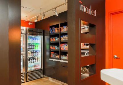 Courtyard Topeka - 7