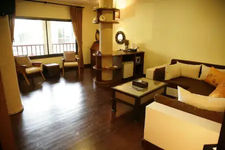 RedDoorz Plus Evergreen Boutique - 69