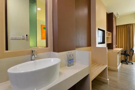 iCheck inn Gems Center Silom - 10