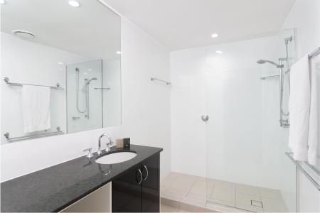 Mandalay Luxury Beachfront Apartments - 16
