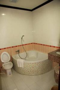 Golden Dragon Resort - 34