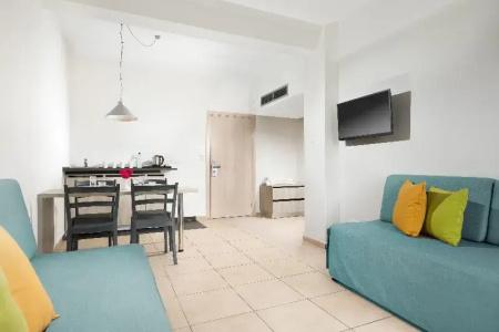 Mayfair  Gardens - 118