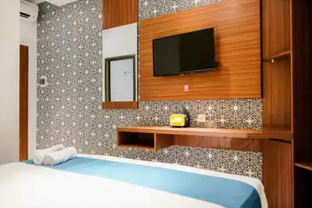 Sans Roxy Jakarta - 40
