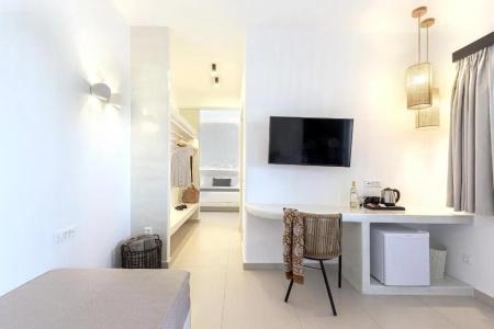 Onyx & Suites - 120