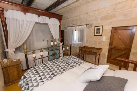 The Burrow Guest House - 112
