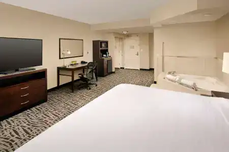 Hilton Garden Inn Winston-Salem/Hanes Mall - 3