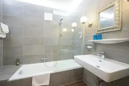 Dahoam by Sarina - Rooms & Suites - 12