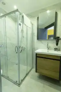 Roy Otel Akçay - 79