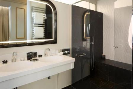 Le Narcisse Blanc & Spa - 109
