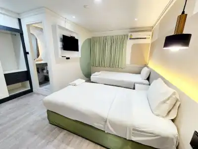 SEATEL Phuket Patong Beach - 28